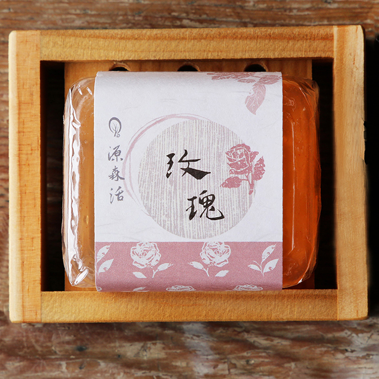 玫瑰胺基酸石鹼 { 保濕 / 美顏 } / 添加有機玫瑰胺基酸萃取液
